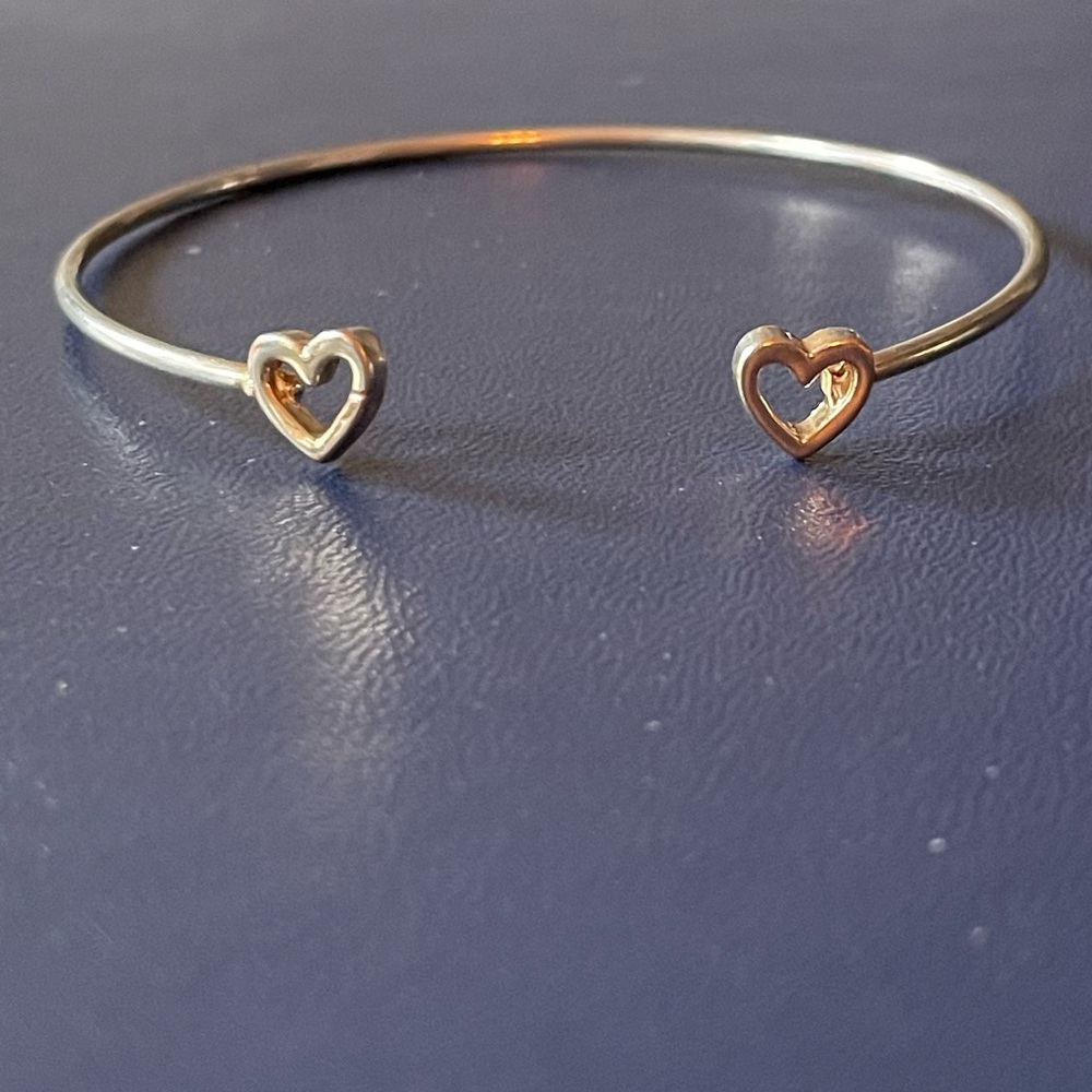 Stackable Gold Bangles - Picture 6 of 8